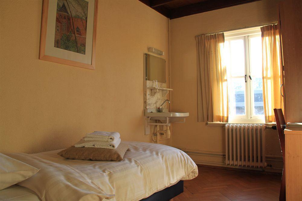 אוסנדרכט Hotel De Volksabdij מראה חיצוני תמונה